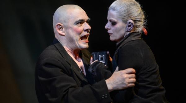 tnrs prezinta spectacolul faust la cea mai mare intalnire a sa ilor din romania