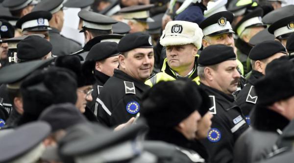 legea salarizarii salariile poli i tilor de la locala mai mari decat ai celor de la mai