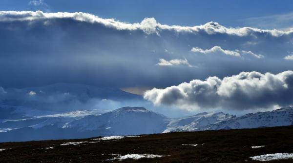 tanar de 20 de ani scos in stare grava dintr o rapa din bucegi
