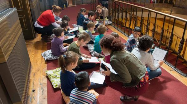 activita i pentru copii in luna august la muzeul municipiului bucure ti