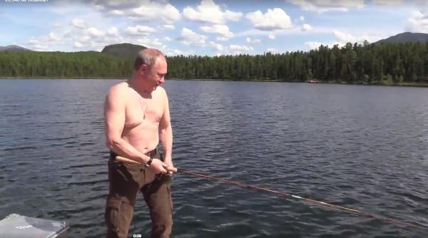 vladimir putin surprins in vacan a