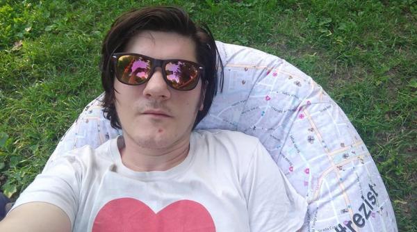 ajuta i l pe florin badi a sa plece din ara scandal pe dona ii