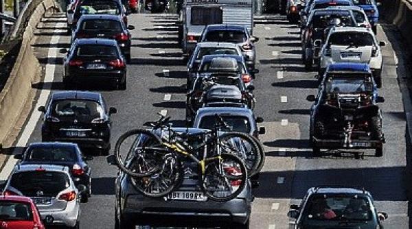 infotrafic bara la bara in minivacan a