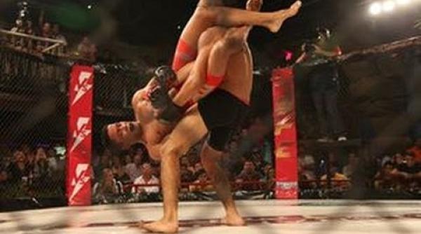 un luptator mma a murit dupa o lupta in cu ca