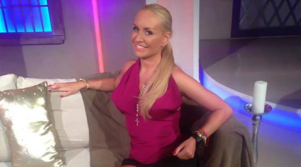 vica blochina ceruta in casatorie de fiul unui fost pre edinte