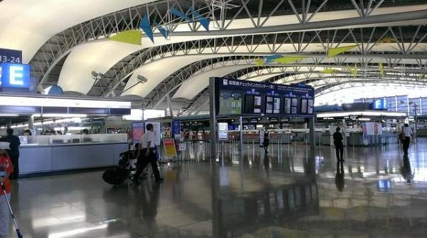 ia i pasageri bloca i in aeroport din cauza unei defec iuni a aeronavei