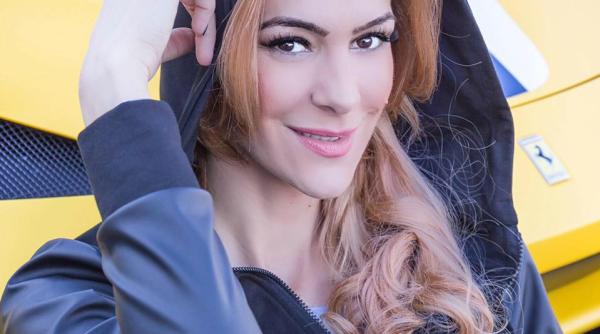 roxana ciuhulescu alaturi de un barbat misterios