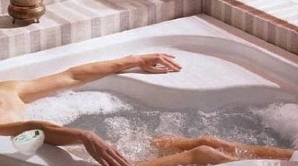 bancul zilei bula i a pus soacra sa face hidromasaj