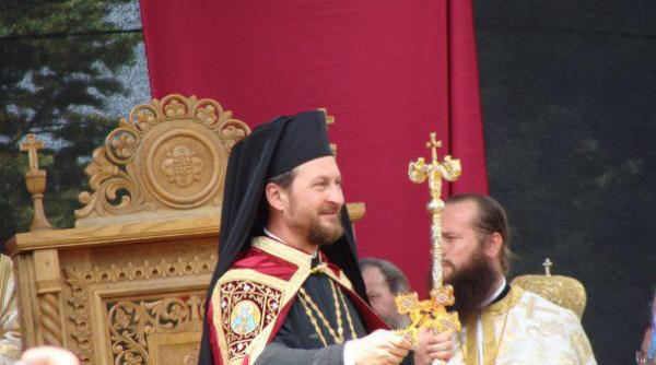 episcopul de hu i leafa de lux