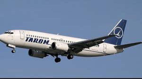 incident aviatic un avion tarom a aterizat de urgen a