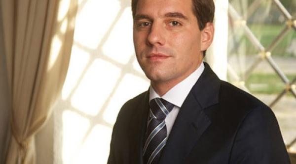 prin ul nicolae se insoara