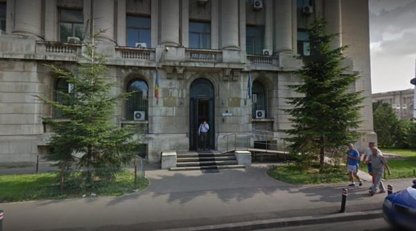 protest ministerul muncii persoane dizabilita i sute de persoane i au strigat nemul unirile