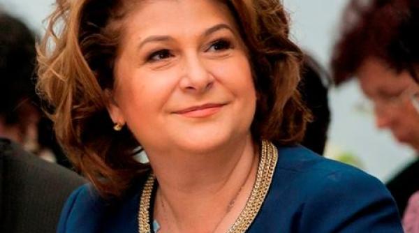 rovana plumb a semnat acorduri importante pentru romania