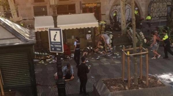 atentat barcelona coperta revistei charlie hebdo