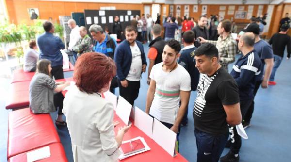 grupul ppe 6 miliarde de euro prin fondul social european pentru tinerii in cautarea unui loc de munca