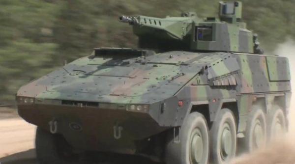 automecanica moreni i rheinmetall demonstra ie cu cel mai mare transportor de trupe