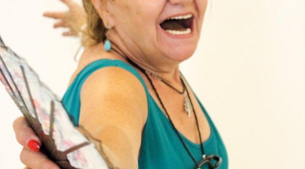 o comedie spumoasa inva aturile lui zaharia trahanache catre fiul sau