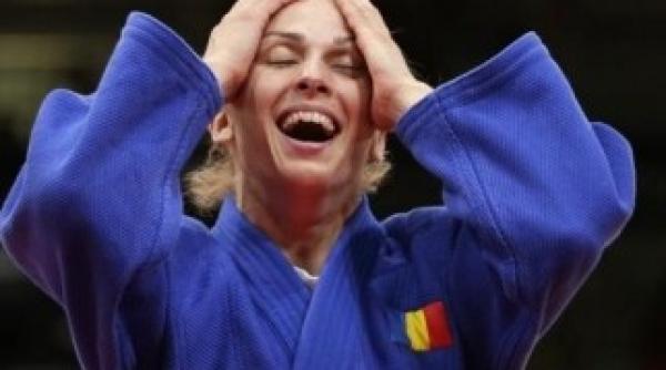 alina dumitru surpriza de ziua ei reac ia sportivei