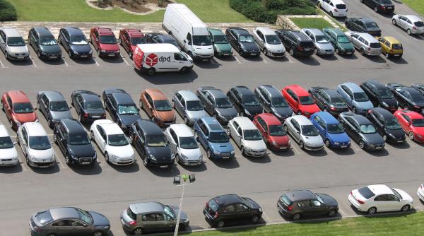 robert negoita vrea licitatie online pentru locurile de parcare din sectorul 3