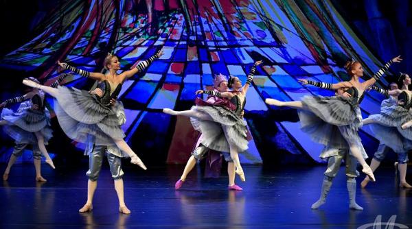 teatrul stela popescu deschide stagiunea 2017 2018 cu harap alb