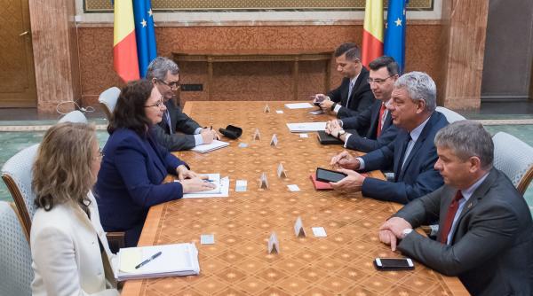 cat ne costa estimarile gre ite ale organismelor financiare interna ionale i cine plate te factura