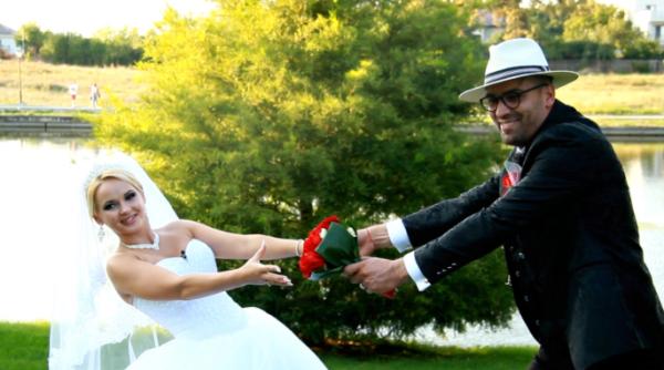 nunta cu scantei viitorii miri s au cunoscut pe facebook