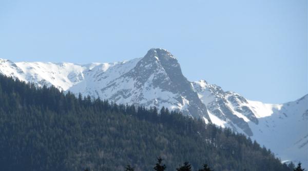 satul aproape de bucure ti unde e imposibil sa te casatore ti drama unei ari unde popula ia scade mai repede decat oriunde in lume