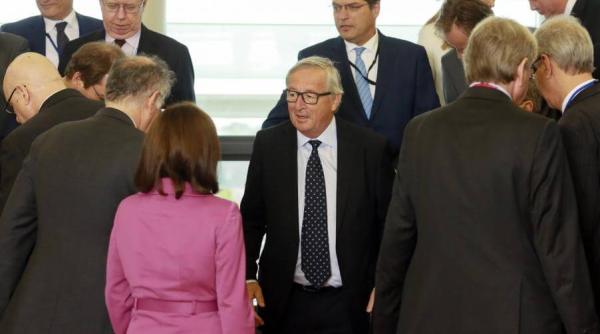 vaccinare romania juncker in parlamentul european este inacceptabil