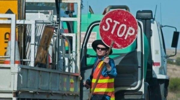 autostrazi manevrele firmelor de construc ii cum incearca sa stoarca bani de la stat