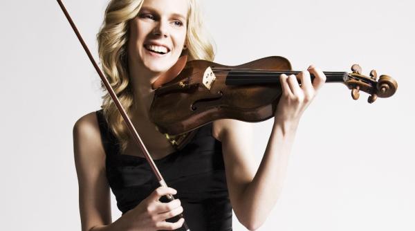 astazi o parada a violonistilor in cadrul festivalului enescu