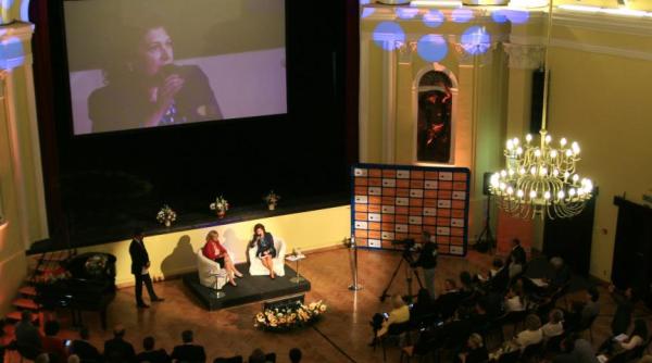 rovana plumb cerere dna urmarire penala ponta a decis cum voteaza