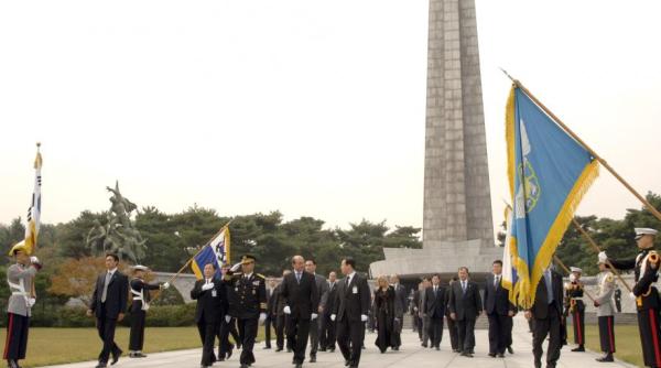 coreea de nord coreea de sud diferen e care cu greu apar in presa