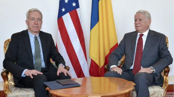 mele canu intalniri cu klemm peste 100 de pre edin i din mari companii vin in romania