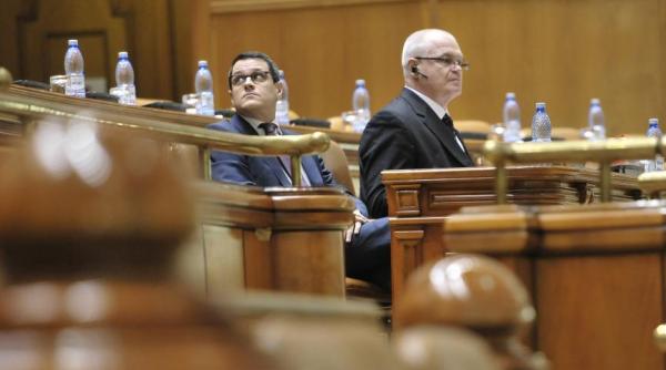 scandal nicolicea impardonabil usr istii nu pierd nicio ocazie sa isi dea arama pe fata