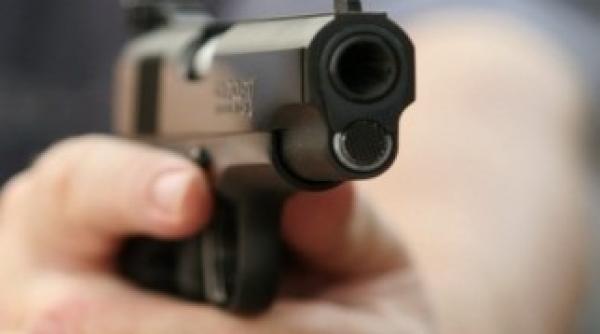 bucure ti ofer oprit cu focuri de arma incredibil de ce nu a vrut sa opreasca