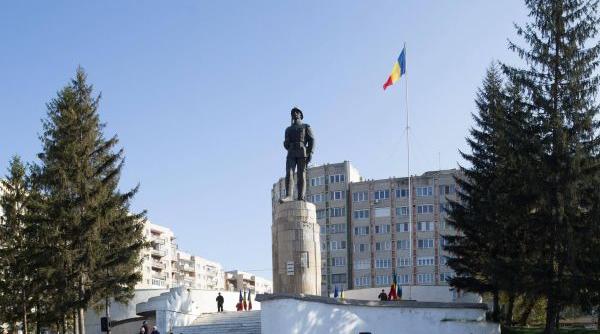 monumentul ostasului roman din sfantu gheorghe refuz restaurare