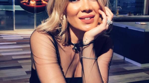 gina pistol i smiley rela ia anului din showbiz ce spune despre un copil