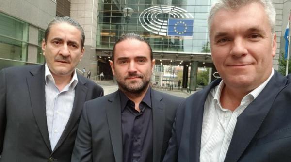 ple oianu pentru to i papagalii adevarul despre fake news informa ii complet gre ite