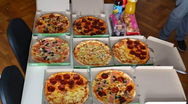 ai comandat pizza acasa ce nu tiai despre livrarea la domiciliu