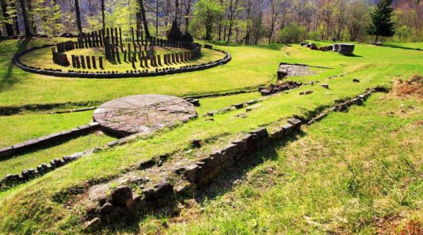cetatea sarmizegetusa regia se redeschide pentru public