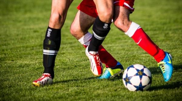 fotbalist arestat dupa ce i a batut iubita