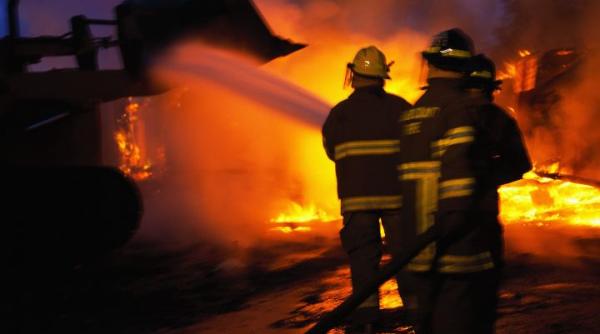 ploie ti incendiu biserica pompierii interven ie de urgen a