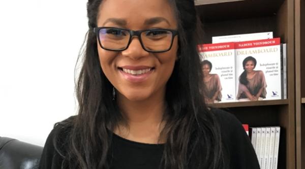 nadine debuteaza ca scriitoare cartea con ine lucruri pe care le am trait