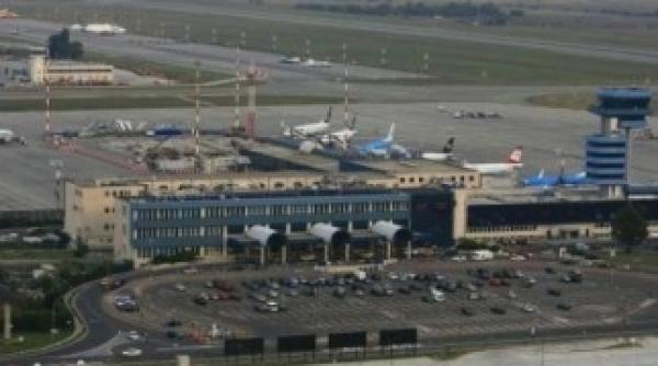 aterizare de urgen a pe aeroportul otopeni
