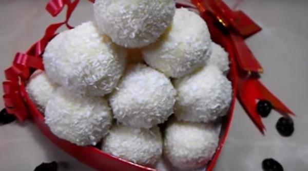 bomboane raffaello ferrero obligat sa afi eze numarul de bomboane din cutie