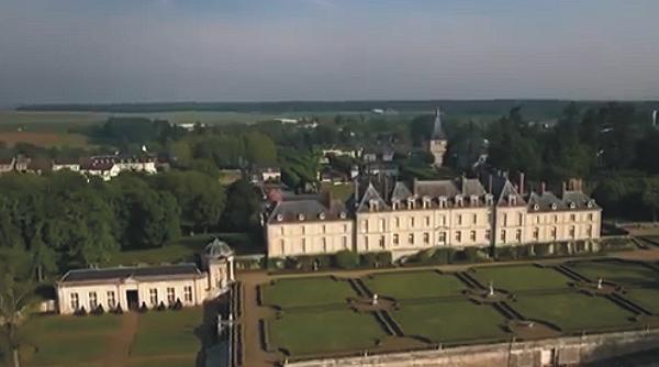 castel in franta doar 30 milioane de dolari