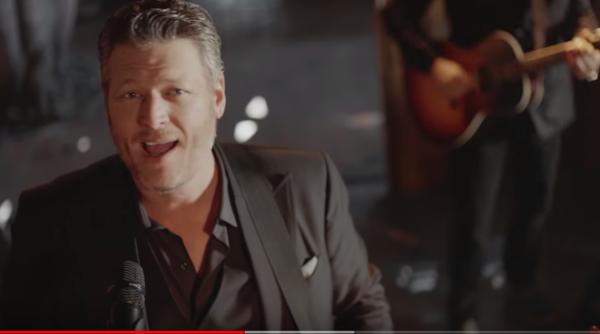 blake shelton cel mai frumos barbat din lume revista people