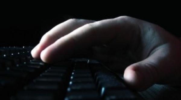 711 milioae de adrese de e mail au fost furate