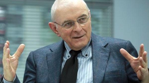 adrian vasilescu de ce urca robor intr un ritm alert legatura cu euro