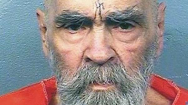 criminalul charles manson a murit